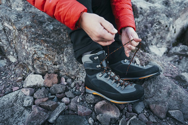 Best Hiking shoes Lacing Systems