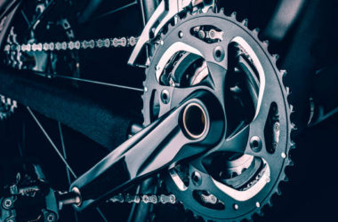 How to remove bike crank